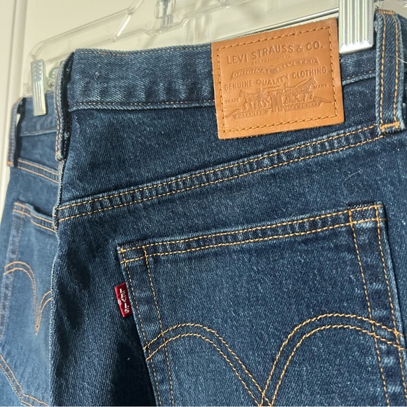 Levi Wedgie jeans - straight fit/high rise size 29 - Picture 9 of 9